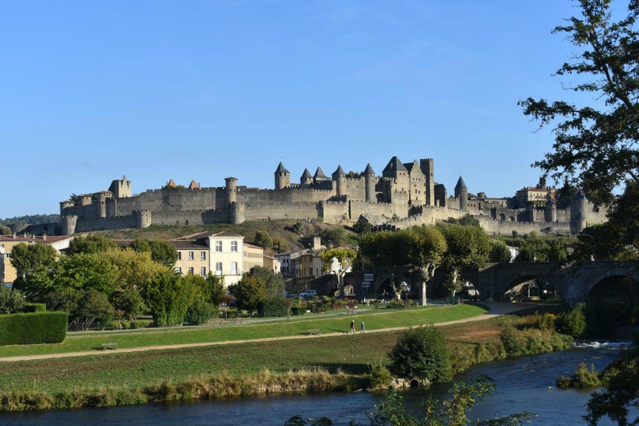 Les Gites De Laure - L'Or Vert, Appartement Avec Vue Sur Le Chateau, Parking Prive, Climatisation, Netflix, A 160 M De La Cite Medievale Carcassonne Exterior foto