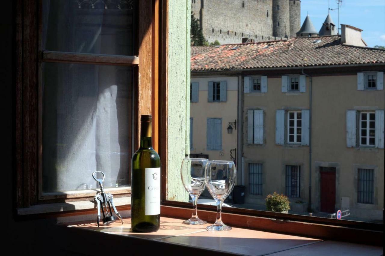 Les Gites De Laure - L'Or Vert, Appartement Avec Vue Sur Le Chateau, Parking Prive, Climatisation, Netflix, A 160 M De La Cite Medievale Carcassonne Exterior foto